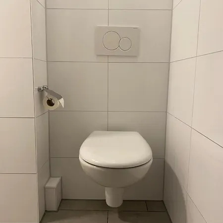 Апартаменти Zur Schleuse - Bis 6 Personen Mit Gem Garten Росток